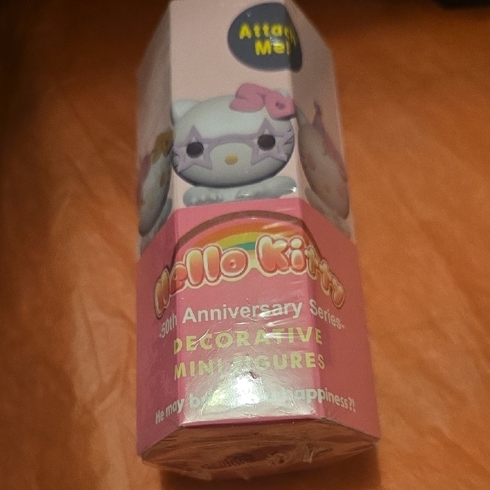 Hello Kitty Decorative Mini Figures - Pink and White
